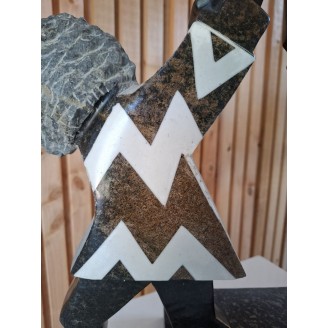 Happy three van Dominic Benhura