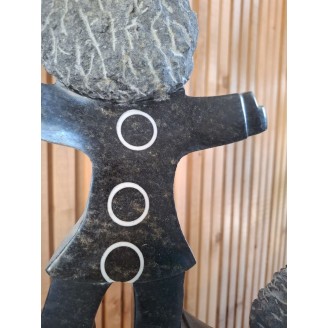 Happy three van Dominic Benhura