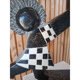 Happy three van Dominic Benhura