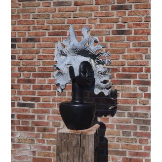 Wapperende haren uit zeer harde steensoort